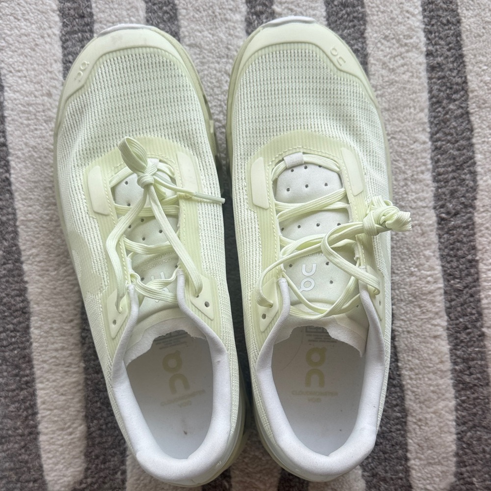 On Running Cloudmonster Women's Light Yellow Mesh Sneakers size 9.5